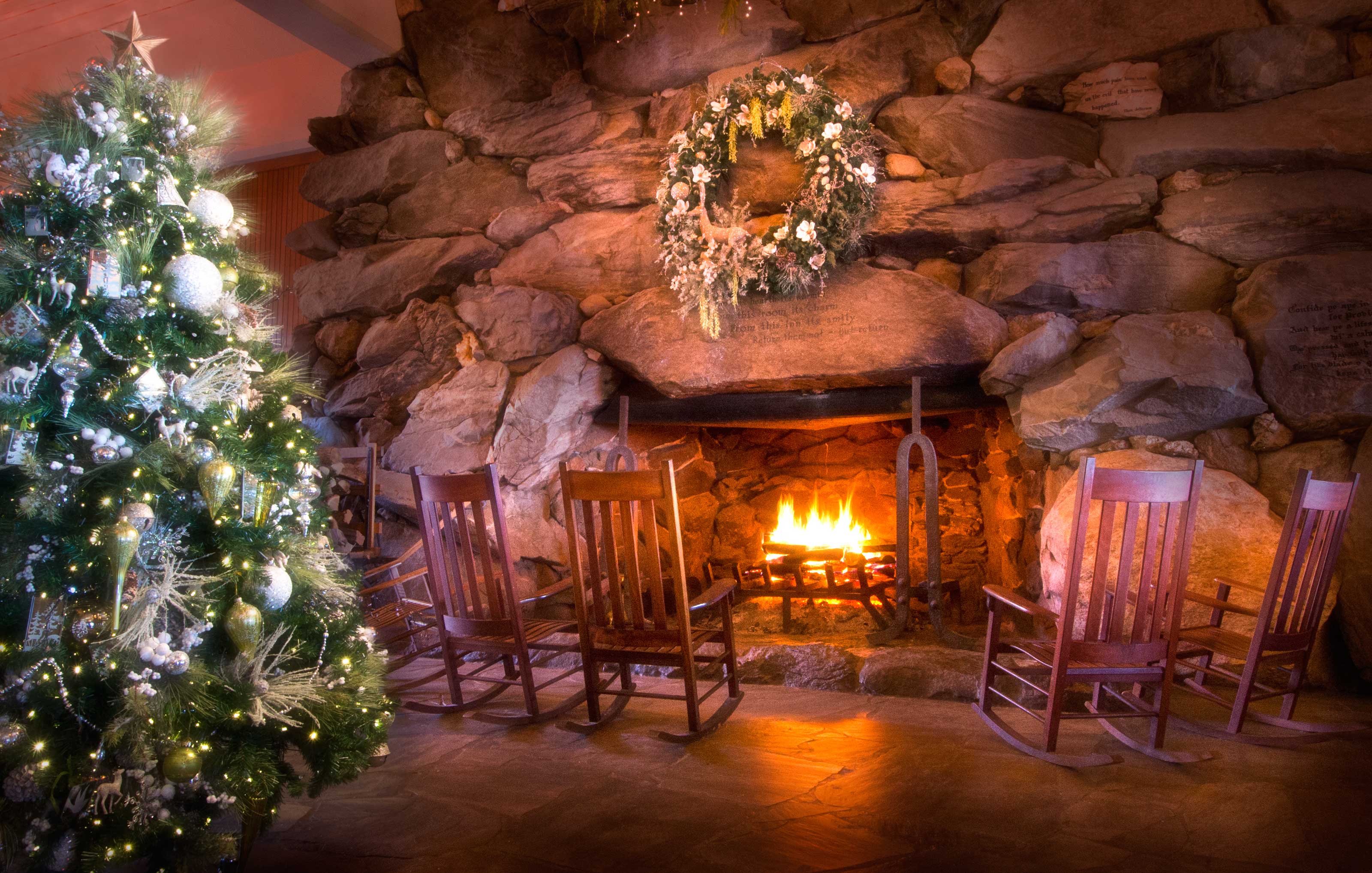 The Daily Adventures Of Foureds The Grove Park Inn At Christmas