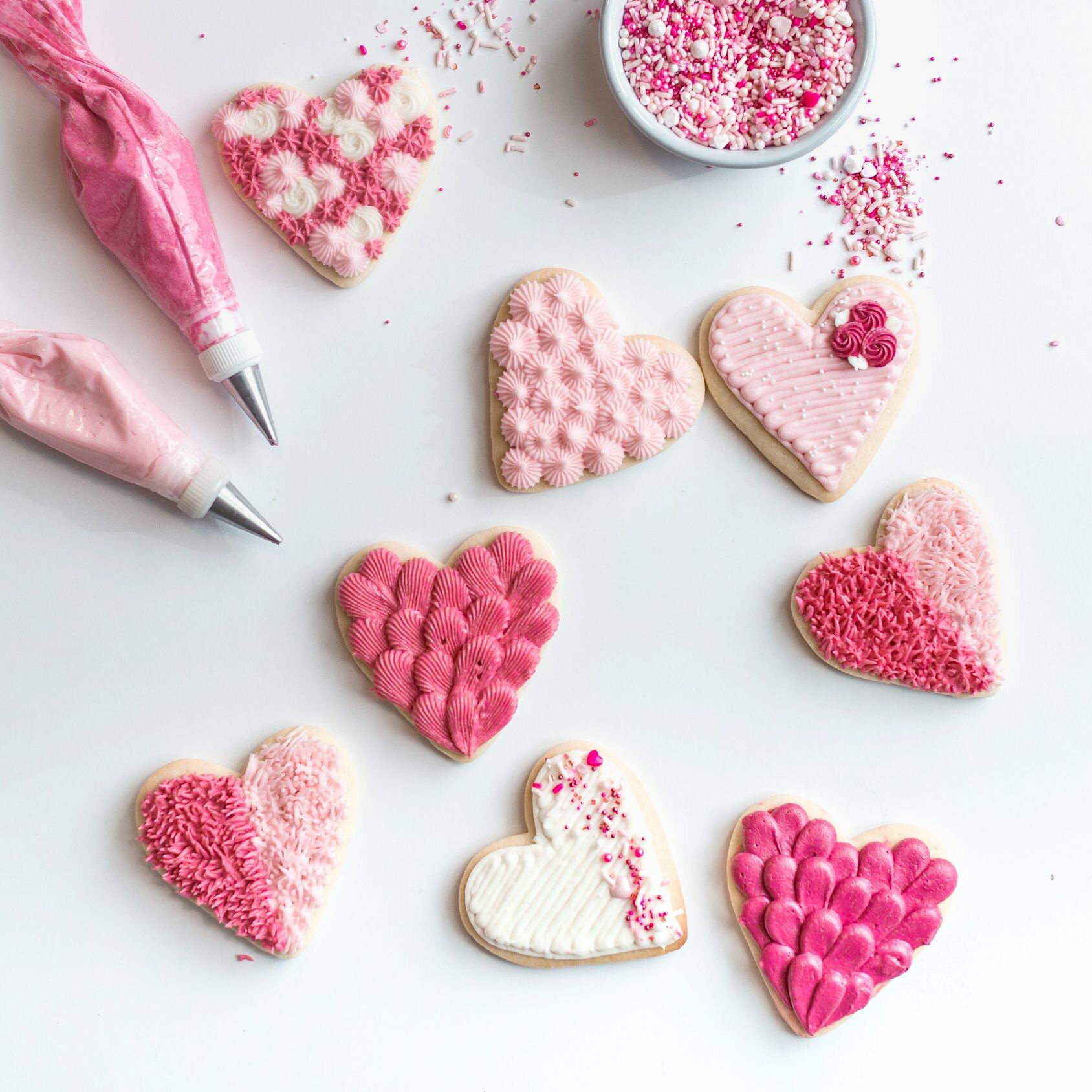 The Graceful Baker Amp 39 S Sweet Hearts Valentine Sugar Cookies Valentine Cookies Decorated Sugar