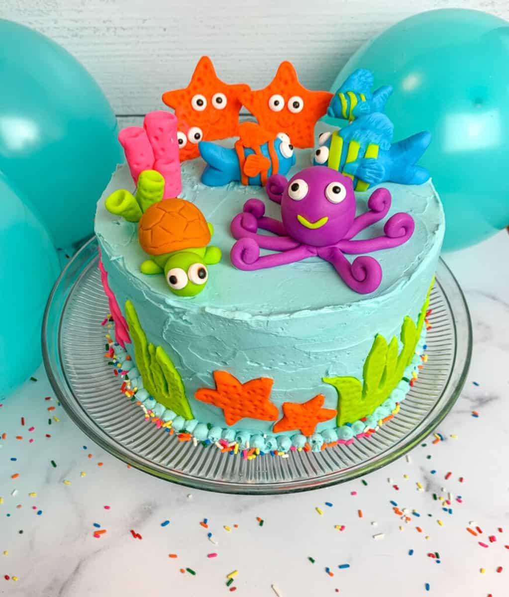 Under The Sea Cake With Fondant Sea Animals Barefoot In The Pines