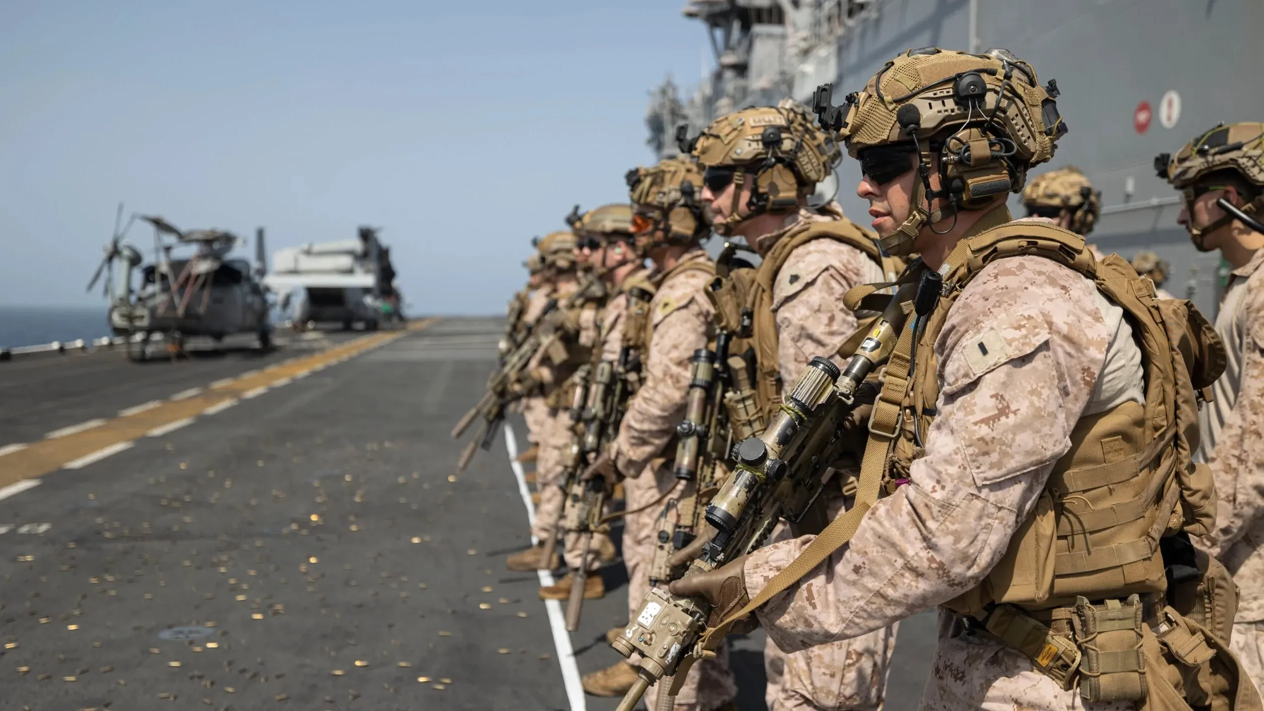 Us Deploys More Warships Hundreds Of Marines To Israeli Coast In Amp 39 Show Of Force Amp 39