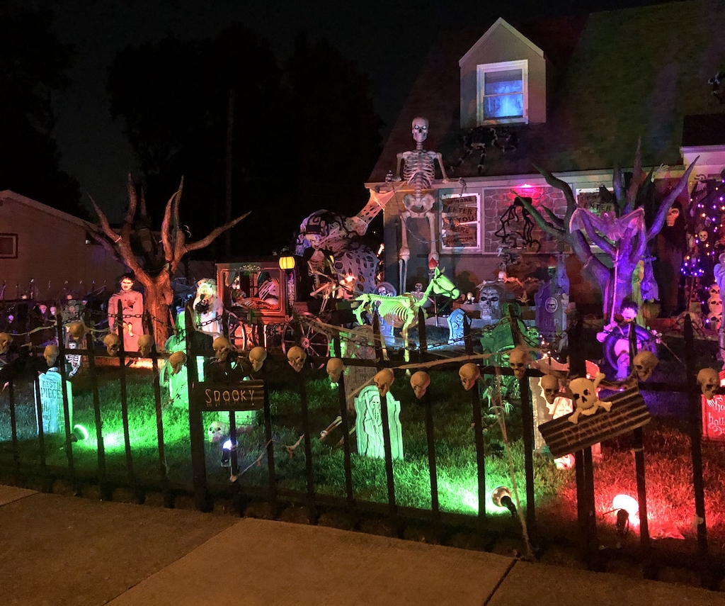 Use Our Map To Find 2020 S Best Decorated Halloween Houses Near You