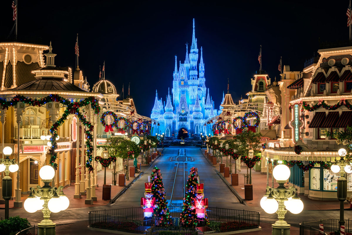 Walt Disney World Adds Park Hours Through November 14 No Update On Mickey S Very Merry