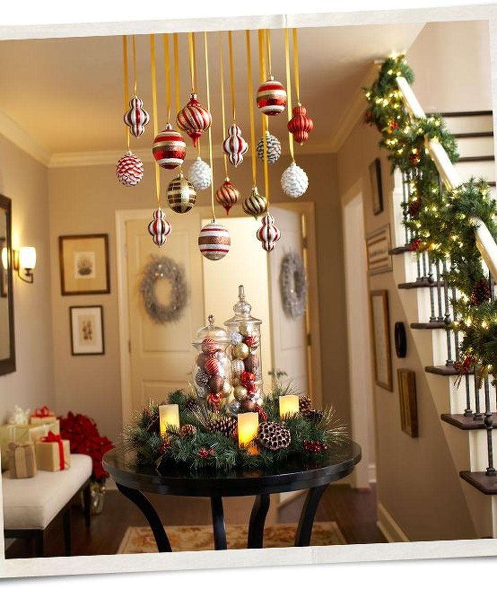 7 Unique Ways to Hang Christmas Decorations