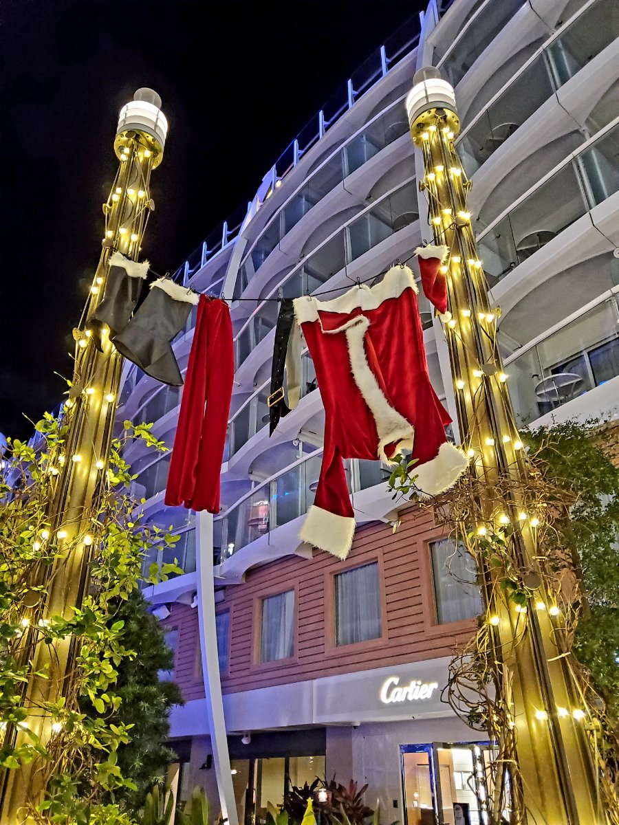 5 Times to See Christmas Decor on Cruise Ships