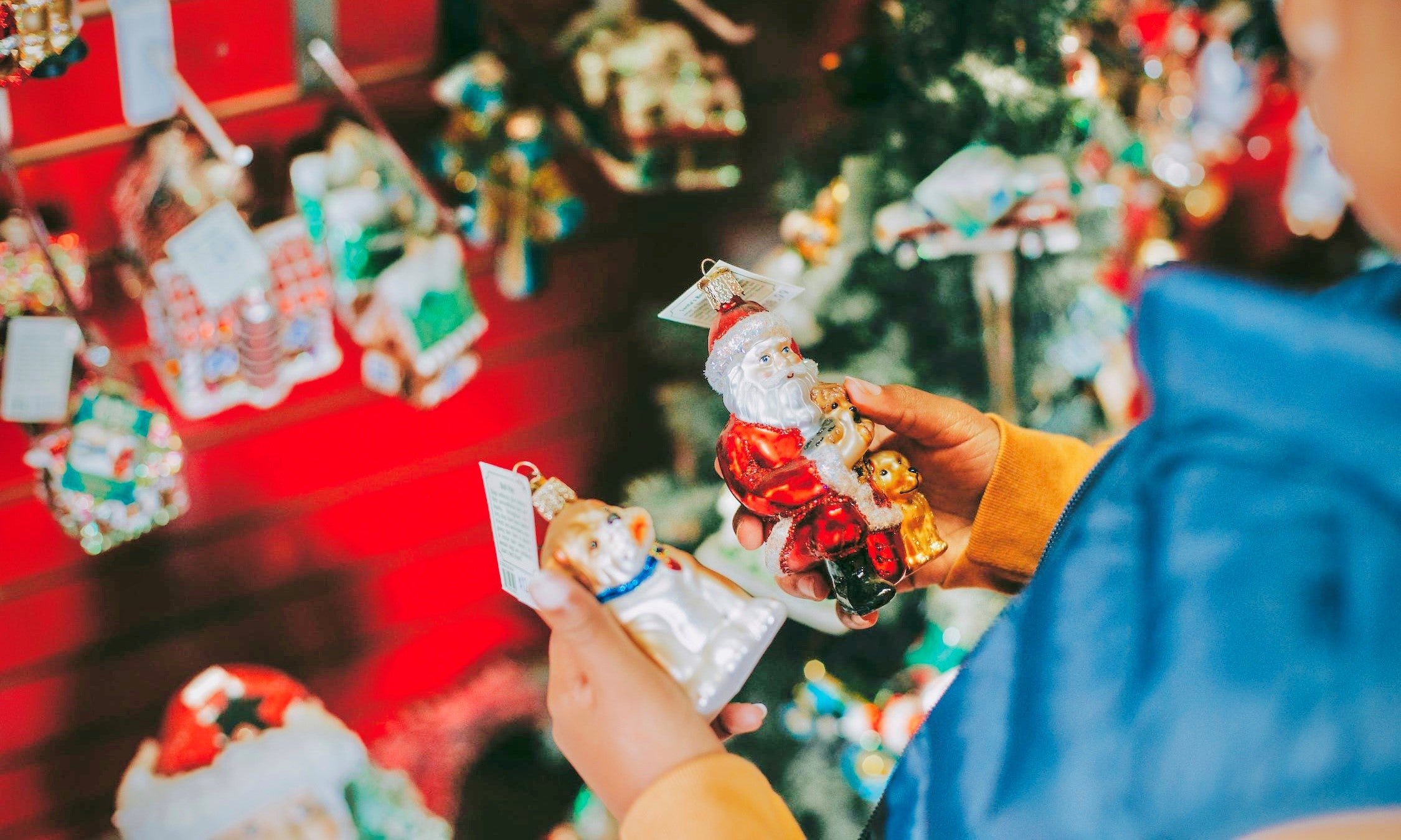 When Do Stores Start Selling Christmas Decorations?