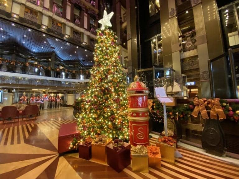 5 Tips for When Carnival Cruise Decorates for Christmas 2023