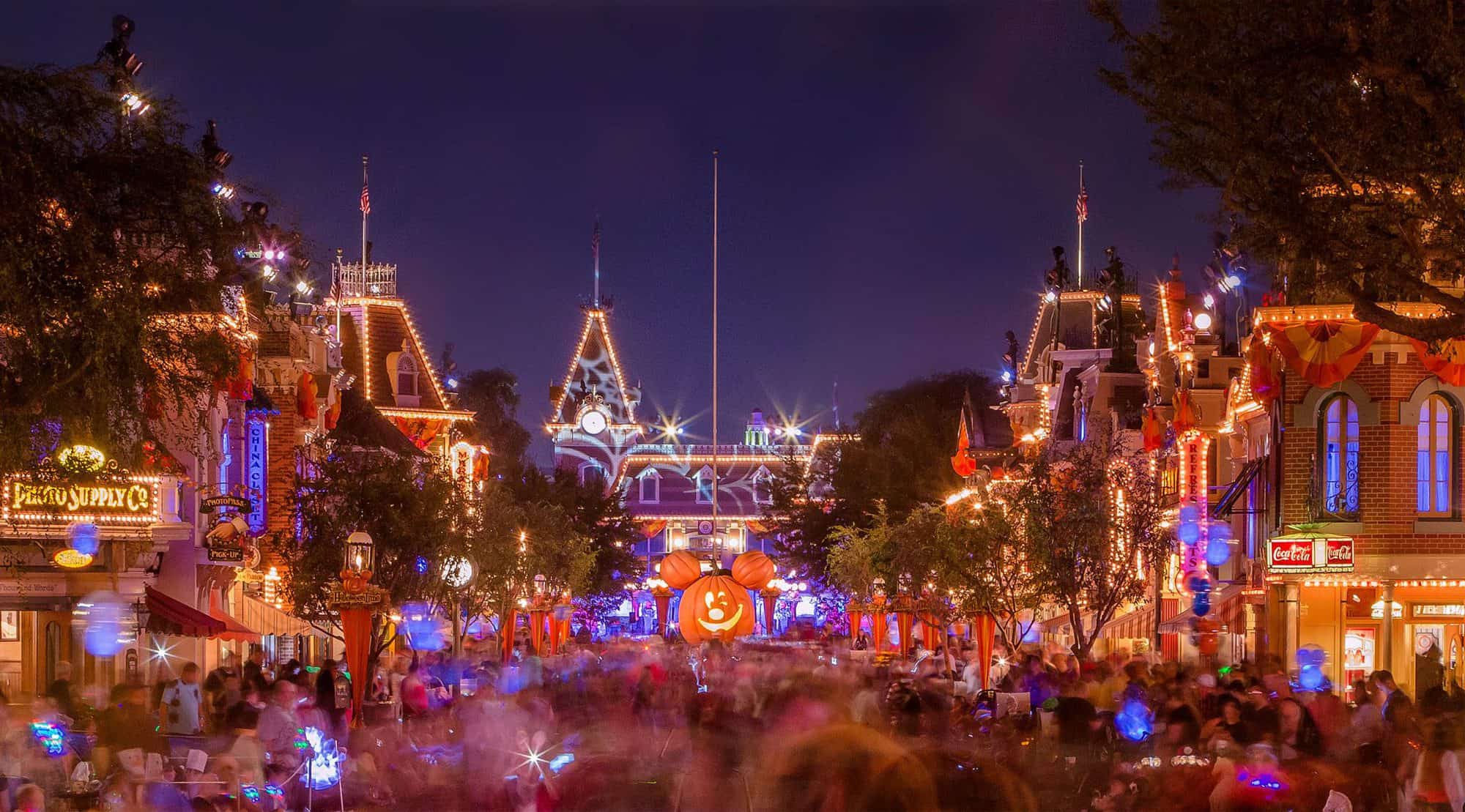 5 Halloween Decor End Dates at Disneyland Revealed