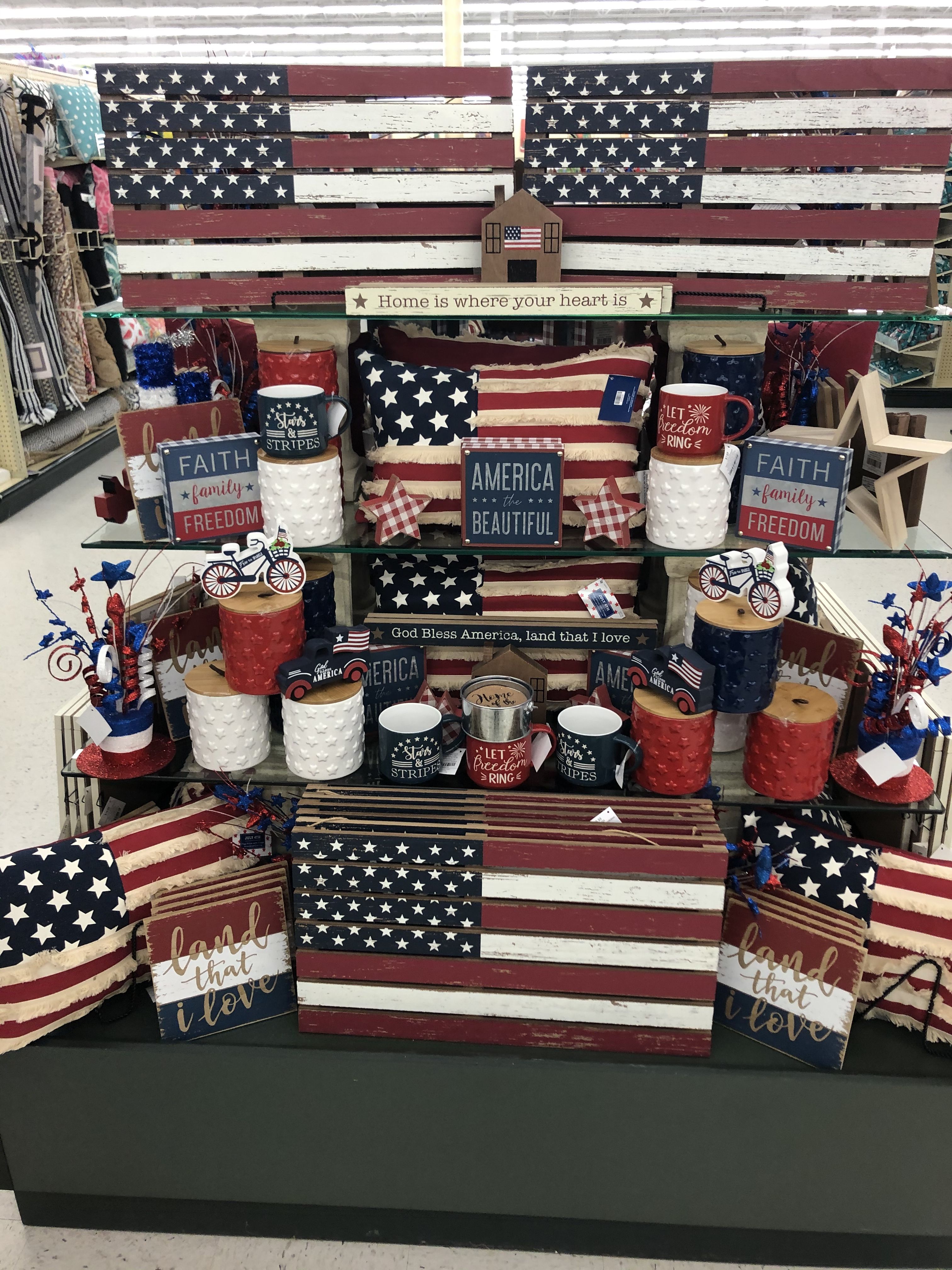 5 Secrets to Scoring Hobby Lobby Patriotic Sale Dates