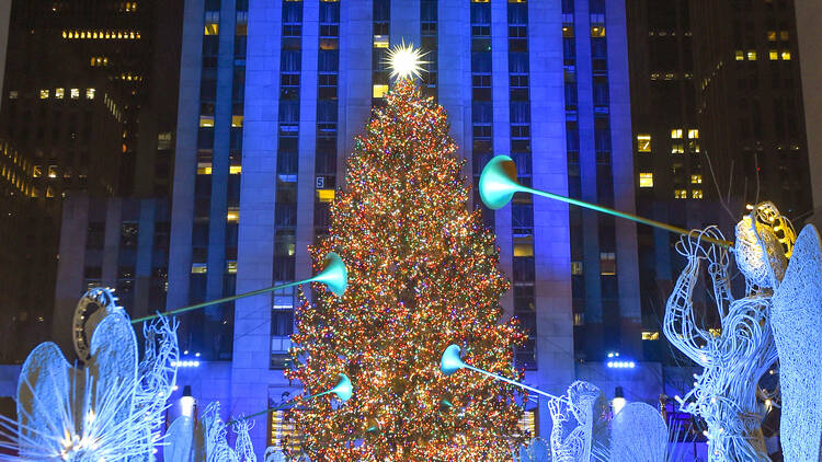 NYC Christmas Decor 2022: When to See the Magic?