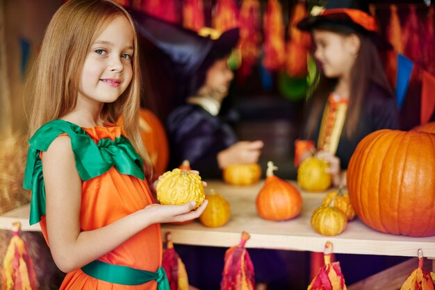 5 Best Times to Start Decorating with Pumpkins