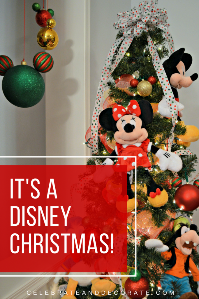 2017 Disney Christmas Decor Timeline: When to Visit