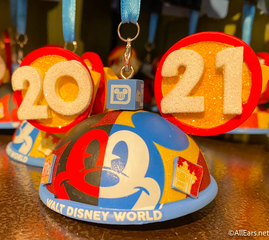 Disney World Christmas Decorations Schedule 2021