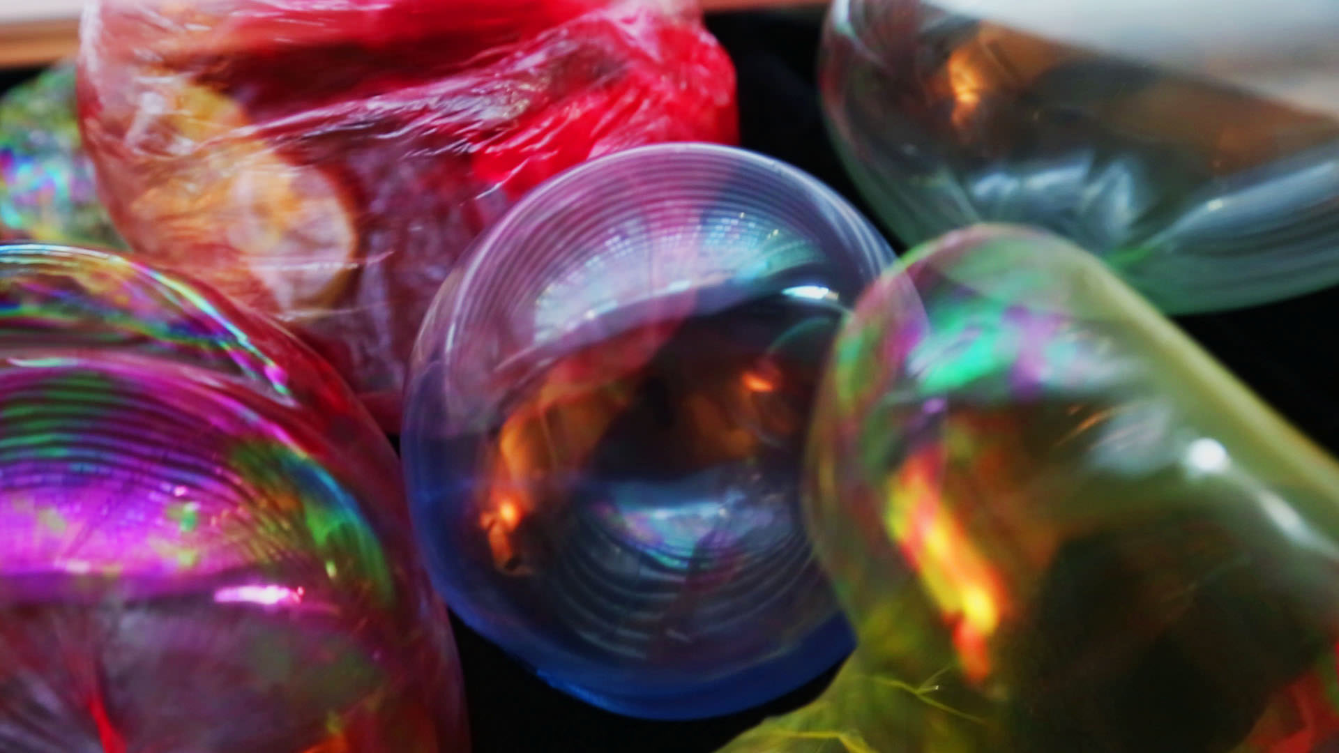 5 Best Stores to Buy Plastic Balloons for Decorating