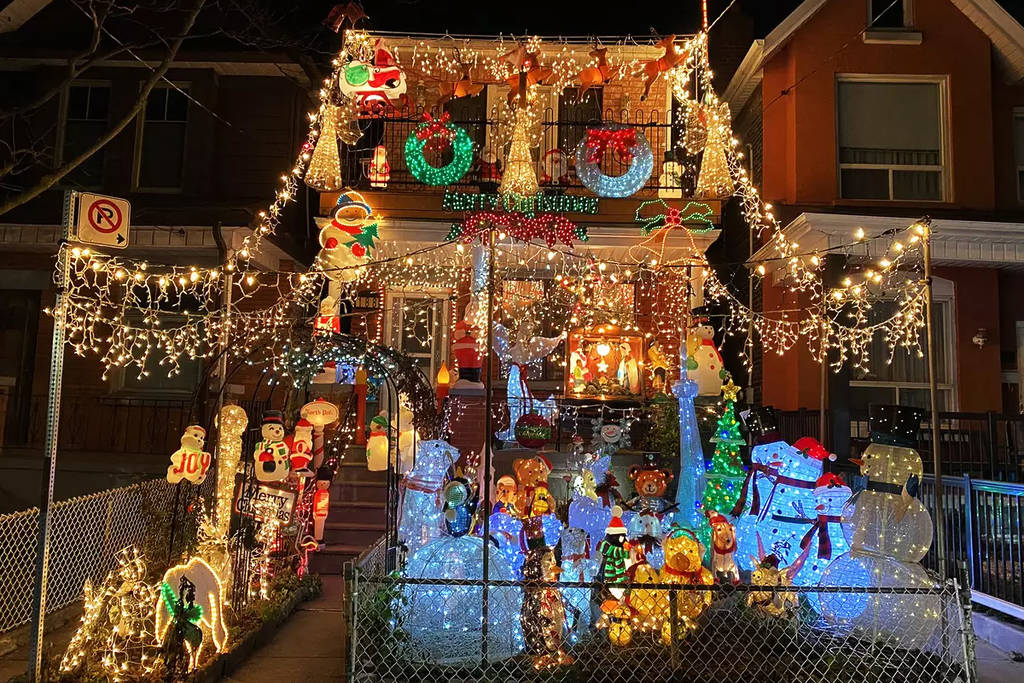 Top Spots for Cheap Christmas Decor in Toronto