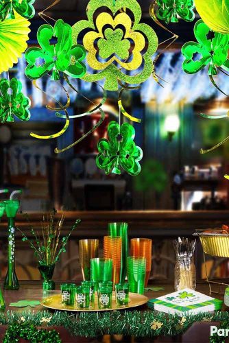 7 Must-Visit Spots for St Patrick's Day Decorations