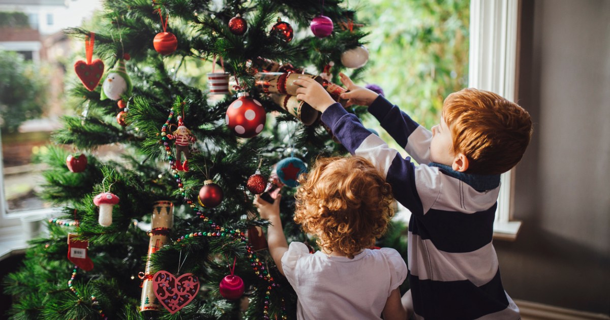 5 Reasons to Decorate Your Christmas Tree